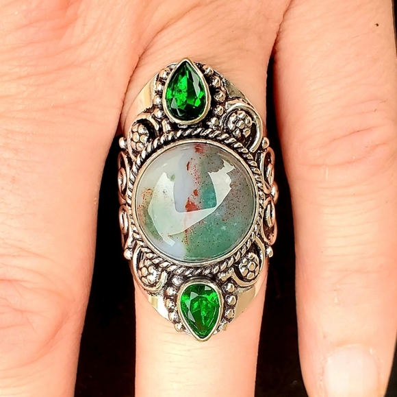 New Bloodstone and Peridot 925 Silver Statement Ring. - Picture 5 of 16